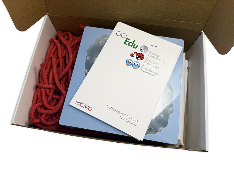 GoEdu. Obliczam i rozwiązuję - otwarte pudełko z instrukcją programu