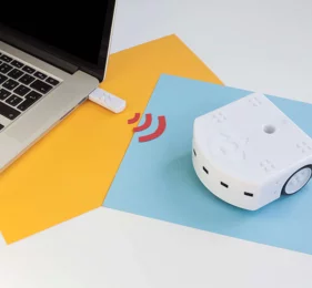 Robot Thymio RF - sensory i komunikacja bezprzewodowa